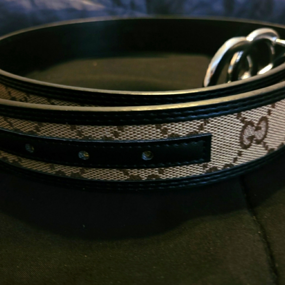 Gucci belt